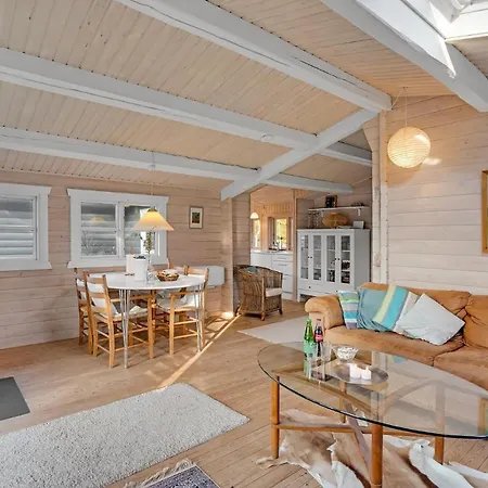 Holiday home Cozy In With Wifi *