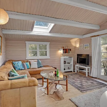 Cozy In With Wifi Holiday home